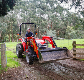 Massey Ferguson 1800M