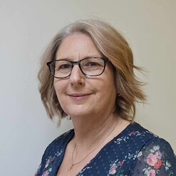 Debbie McGee - Honeydew Creative