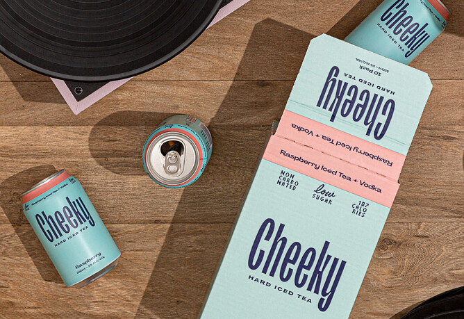 Cheeky Iced Tea Product Photography