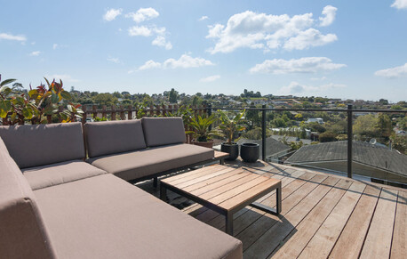 New Bathroom & Balcony