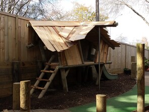 Custom, Bespoke Tree Houses