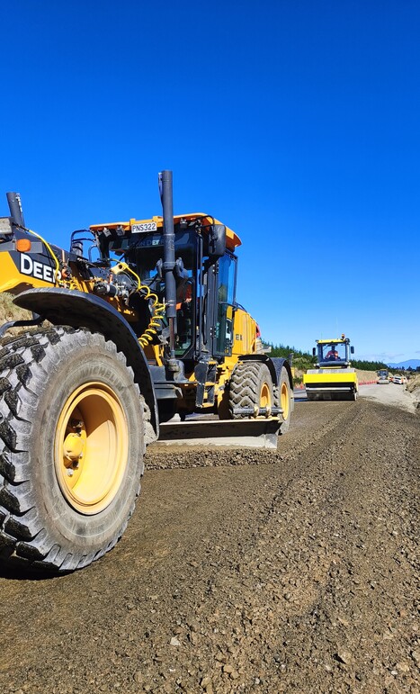 Evolve Roading specialise in Civil Works