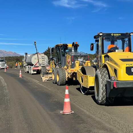 Evolve roading equipment on a job