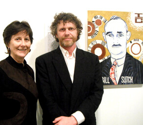 Helen Sutch, daughter of Bill Sutch with artist Tim Bollinger