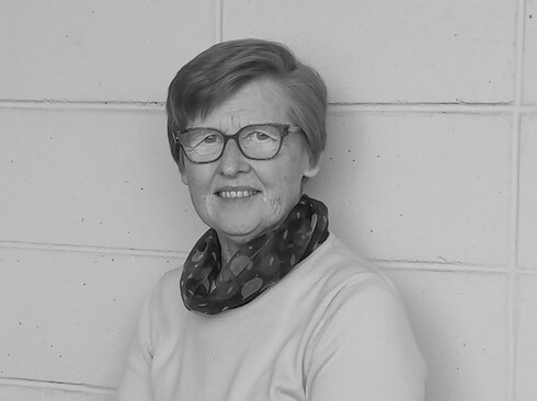 Betty Brown - Accounts