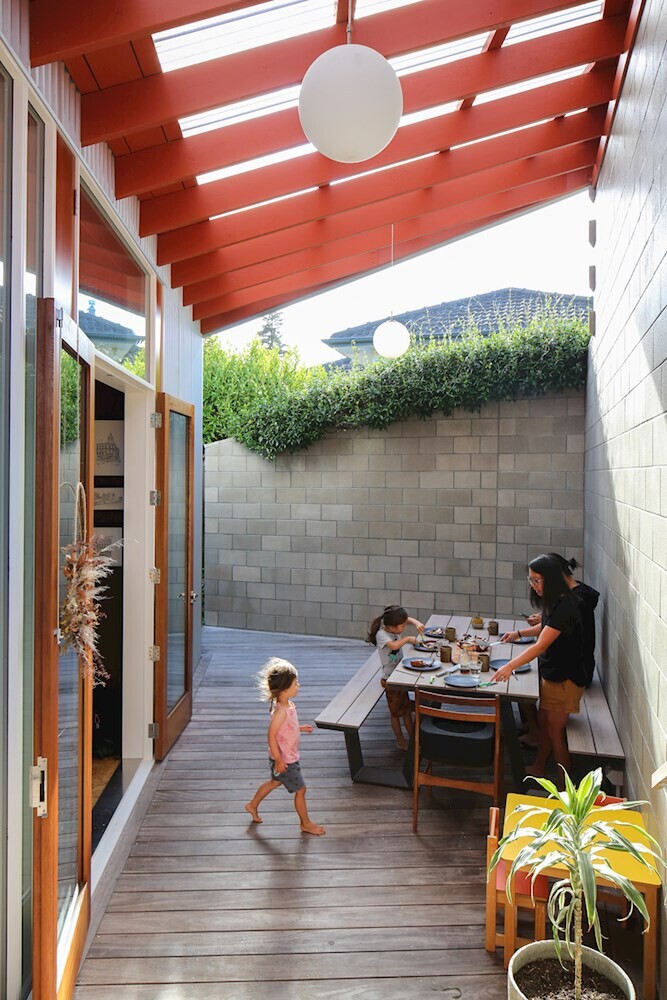 Waterhouse Family Home by Bull O'Sullivan Architecture