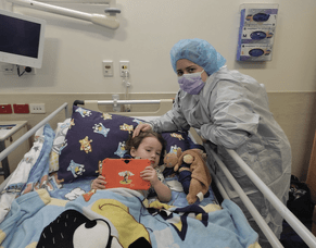 Hamilton toddler making great strides after free surgery via Braemar Charitable Trust