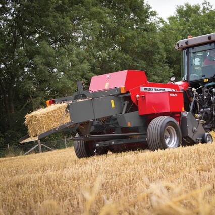 Massey Ferguson 1840 Baler
