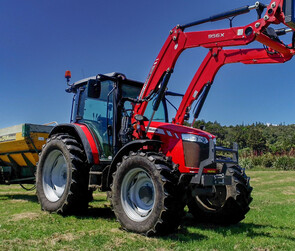 Massey Ferguson 5700 Tractor