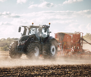 Valtra Q Series