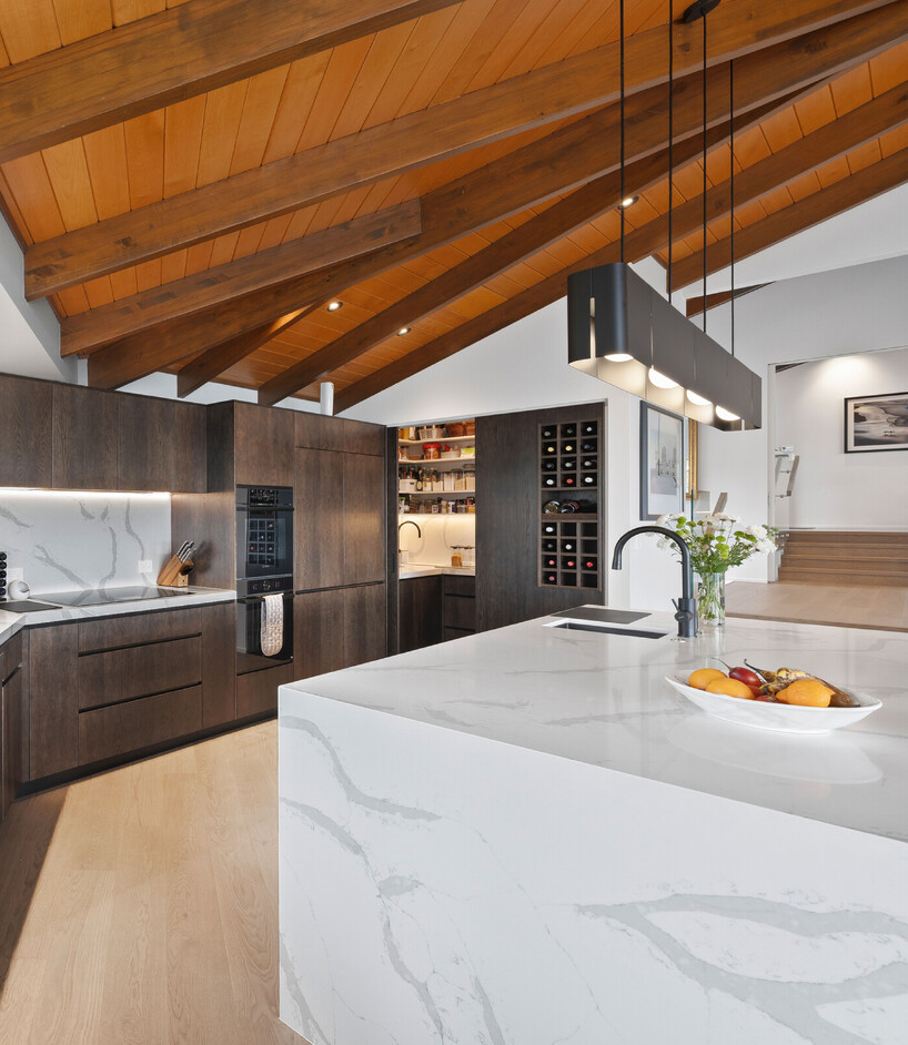 Kitchen design layout of Falstaff house