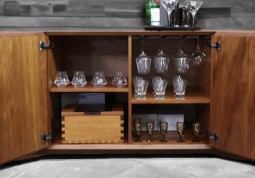 Liquor cabinet