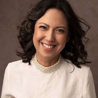 DR DESIREE FERNANDEZ