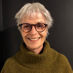 DR SUZANNE BUSCH