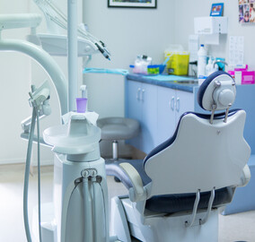 Dental chair