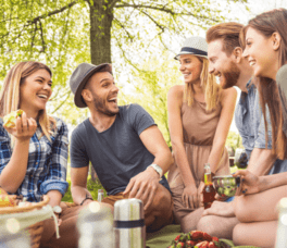 Navigating social eating on keto