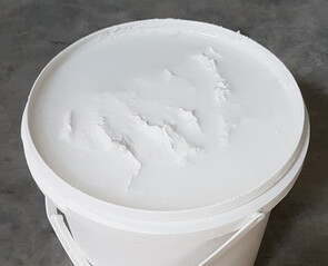 Slake lime putty for making lime mortar