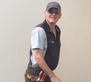 Ben Kregting of Kregting Electrical (Kuaotunu) at work