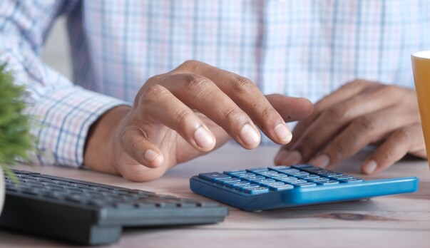 Do Small Businesses Need Bookkeeping? | Blue Wave Solutions