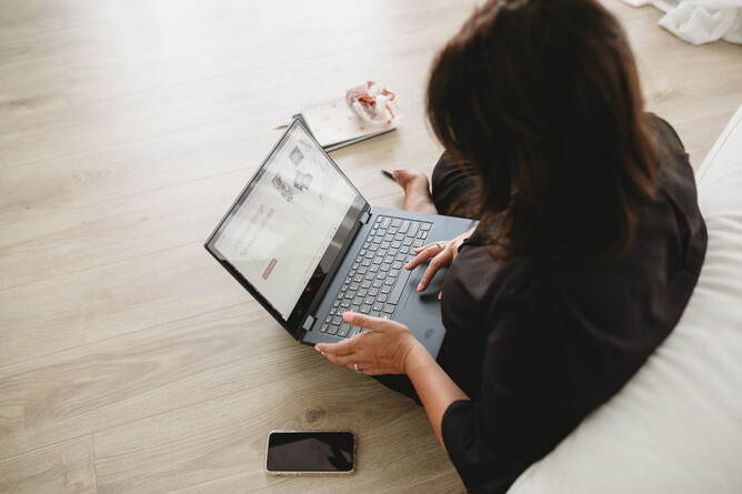 Meet your other website bestie. Google Analytics. Creative Box Graphic Designer Waikato New Zealand