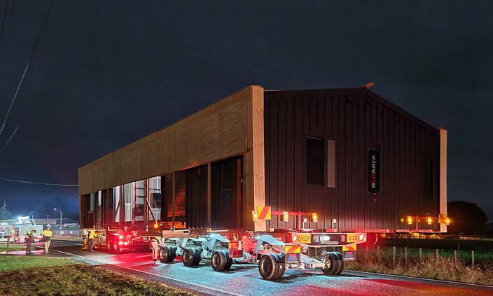 Elevate box 131 transportable home