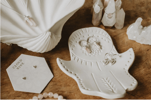 Jewellery, Ceramics and books. Buy online