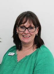 Lynley Densham - Customer Service Manager