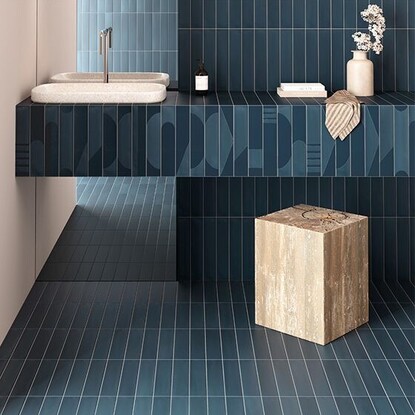 Petrolio Mosaico Round Cambridge Tiles