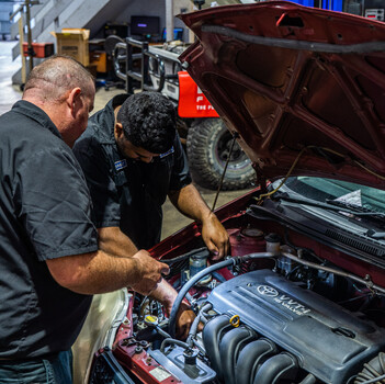 Speedwell Tune and Service Centre team