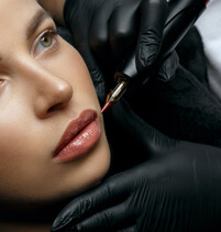 Lip treatments by Keyla Oliver, featuring lip blush and dark lip neutralisation for enhanced natural beauty and radiant smiles.