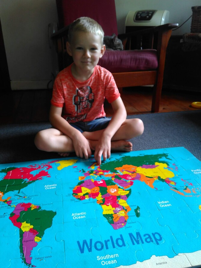 A world map puzzle is fun and educational