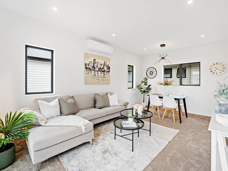 Image of modern living space at residential new build family home on Subritzky Avenue, Mount Roskill, Auckland. Built by Auckland builders, Eden Construction. New Zealand.