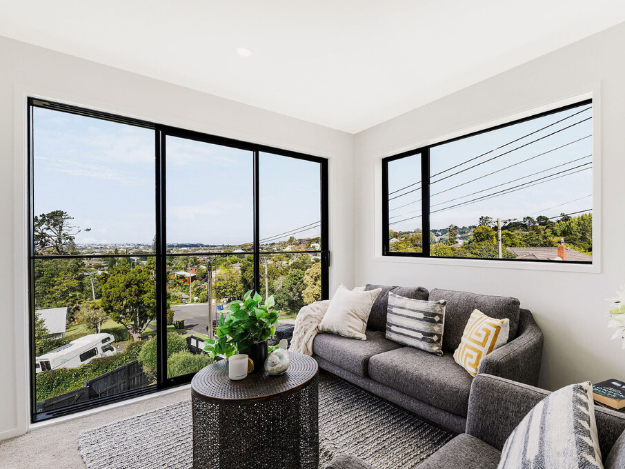 Image of the living space inside the residential new build townhouses on Roland Hill, Glen Eden, Auckland. Built by Auckland builders, Eden Construction. New Zealand.