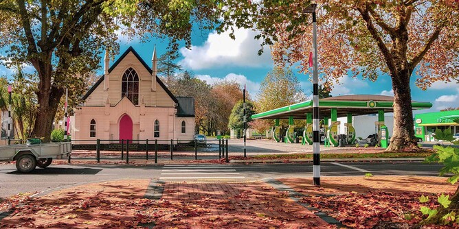 Photo by Michael Jeans