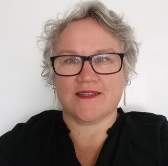 Kim Crous - Kaiwhakahaere Mahi(Operations Manager)