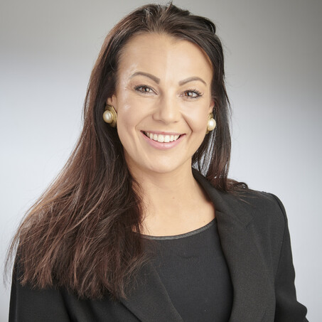 Craig Brown Photographer's portrait image of a lady