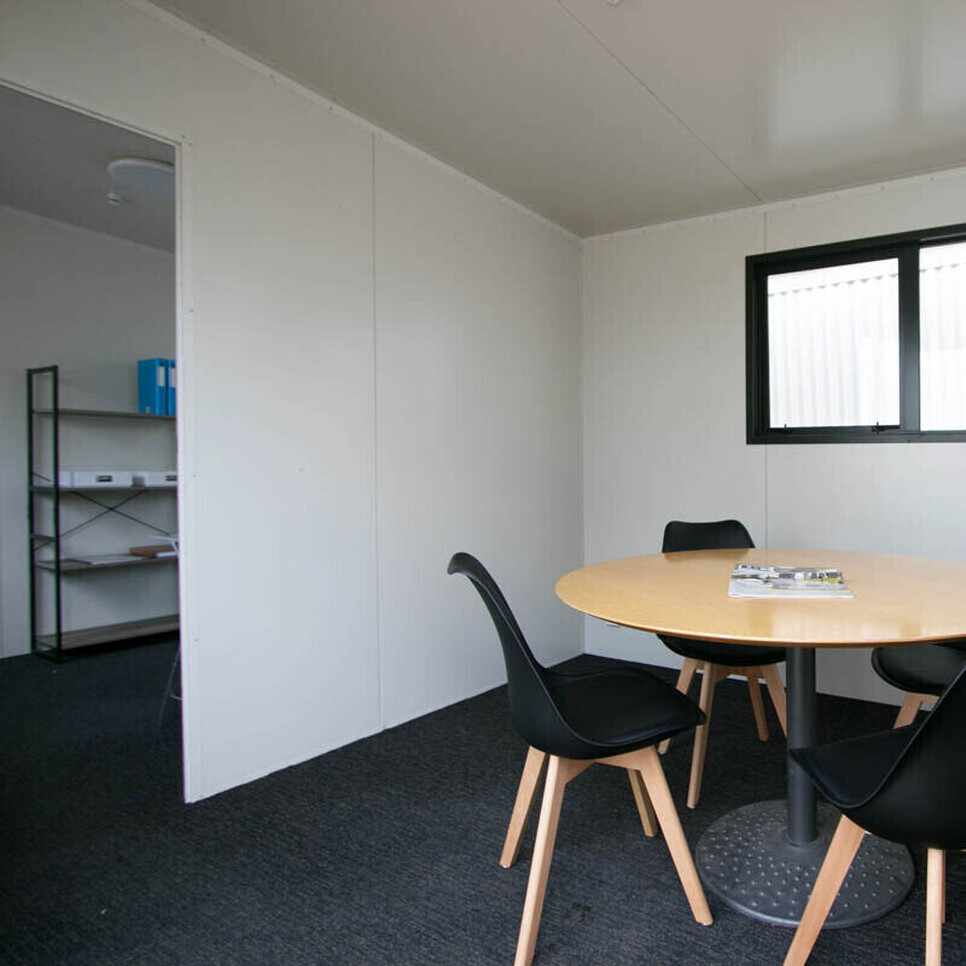 self contained cabin to rent