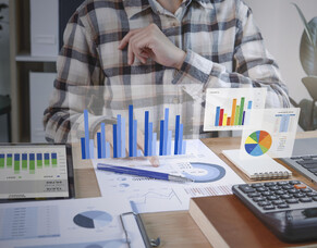 Unlocking Business Success: The Benefits of Hiring a Management Accountant