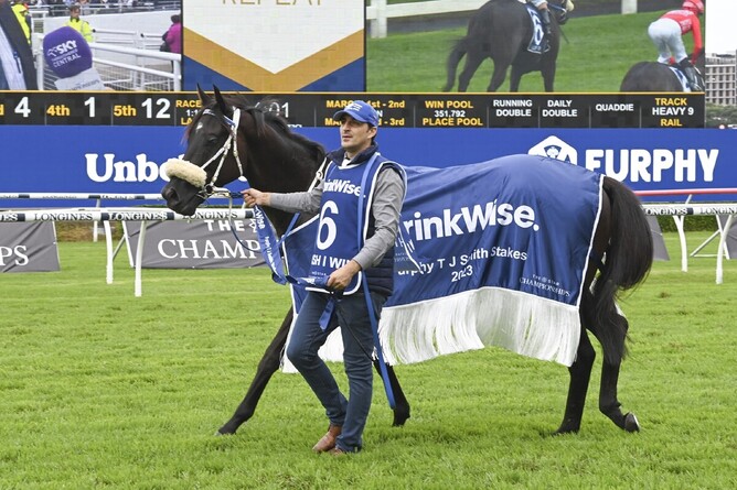 I Wish I Win parades after winning the Gr.1 TJ Smith Stakes - Photo: bradleyphotos.com