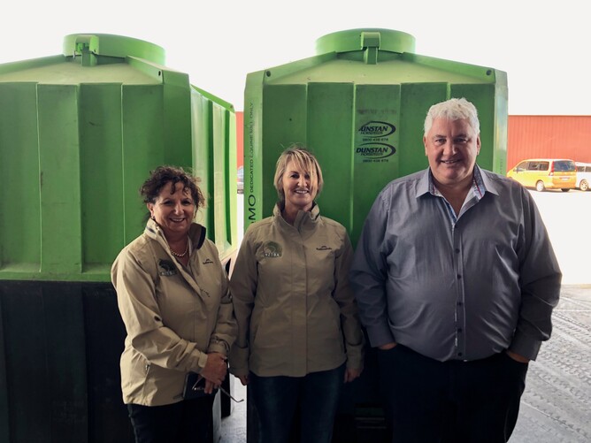 Michelle Saba and Justine Sclater enjoying a tour of the Dunstan Horsefeeds factory with David Smith