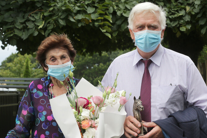 Trainers Ken & Bev Kelso pose with their trophies at Te Rapa Photo Credit: Trish Dunell
