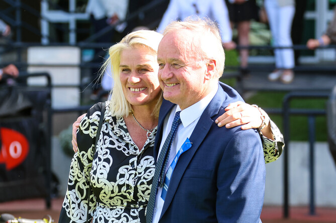 Rick Williams with Savaglee's trainer Pam Gerard.  - Photo: Race Images South