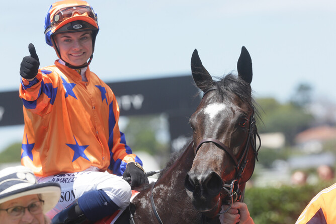 Danielle Johnson gives a thumbs up and a smile to the connections of Imperatriz after her win at Ellerslie Photo credit: Trish Dunell