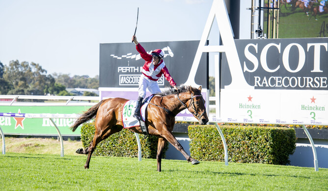 Western Empire winning the Gr.1 Railway Stakes (1600m) Photo: Western Racepix