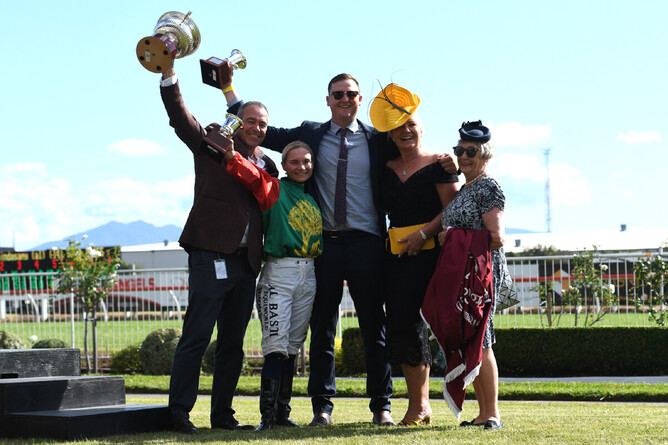 Robert Wellwood (centre) celebrates with (from left) Brent Taylor, Danielle Johnson, Cherry Taylor and Faith Taylor after Two Illicit took out the Gr.1 Captain Cook Stakes (1600m) at Te Rapa Photo Credit: Race Images – Kenton Wright