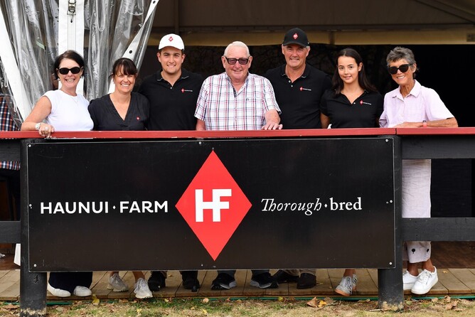 Anna, Sara, Matt, Ron, Mark, Ella and Carolyn Chitty celebrate their sale-topping Karaka achievement  - (Photo Megan Liefting)