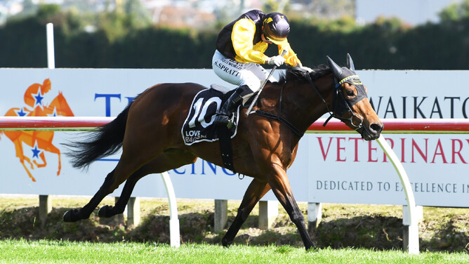 I'munstoppable leaves the field in her wake with a sharp front-running display in Gr.3 Inglis Sales Cambridge Breeders’ Stakes (1200m).  - Photo: Kenton Wright (Race Images)