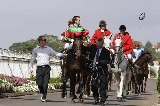Banchee winning the Group 1 Auckland Diamond Stakes
