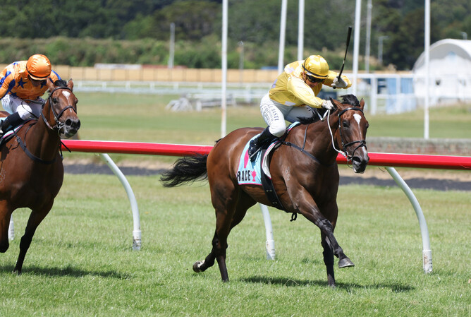 War Princess winning the Gr.3 Lawnmaster Eulogy Stakes (1600m) at Trentham on Saturday.  - Photo: Peter Rubery (Race Images)