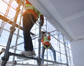 Why Scaffolding is Essential During Construction